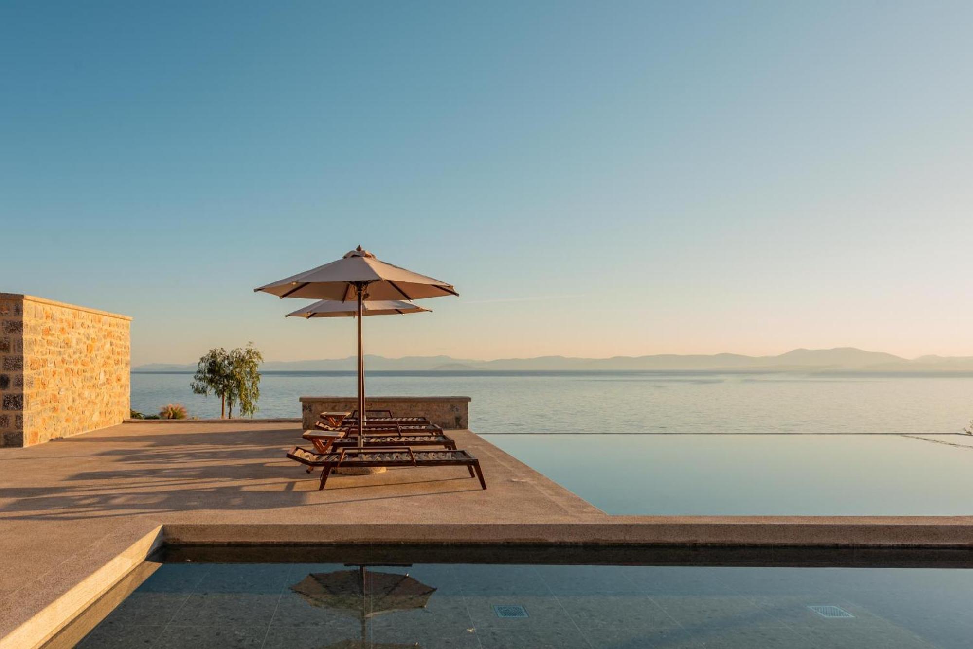 Sampatiki Suites & Spa - Luxury Seaview Suites - Opened 2024 Leonídion Eksteriør bilde